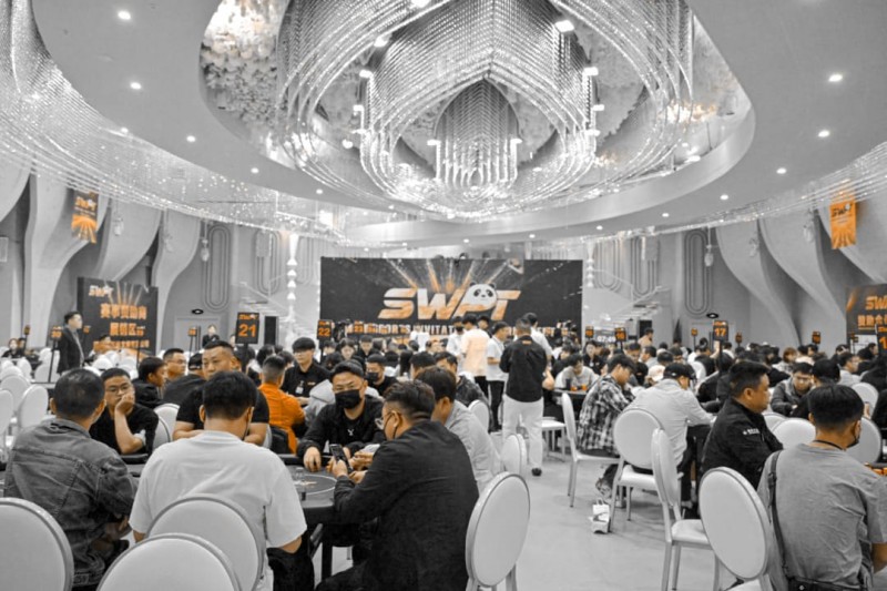 【EV扑克】SWPT·广安站 | 从“抚仙湖杯”到SWPT,西南扑克标杆赛事华丽升级,首日战火点燃!马鹏龙斩获回馈赛冠军
